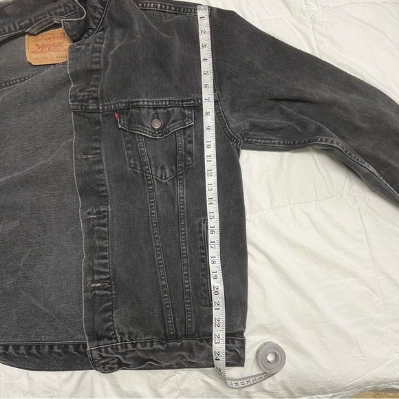 VINTAGE 80s-90s Levis Denim Jacket - Picture 9 of 9